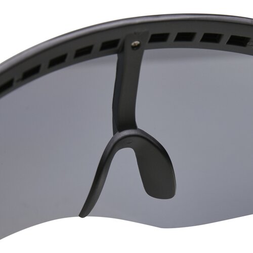 Urban Classics Front Visor Sunglasses black/black one size